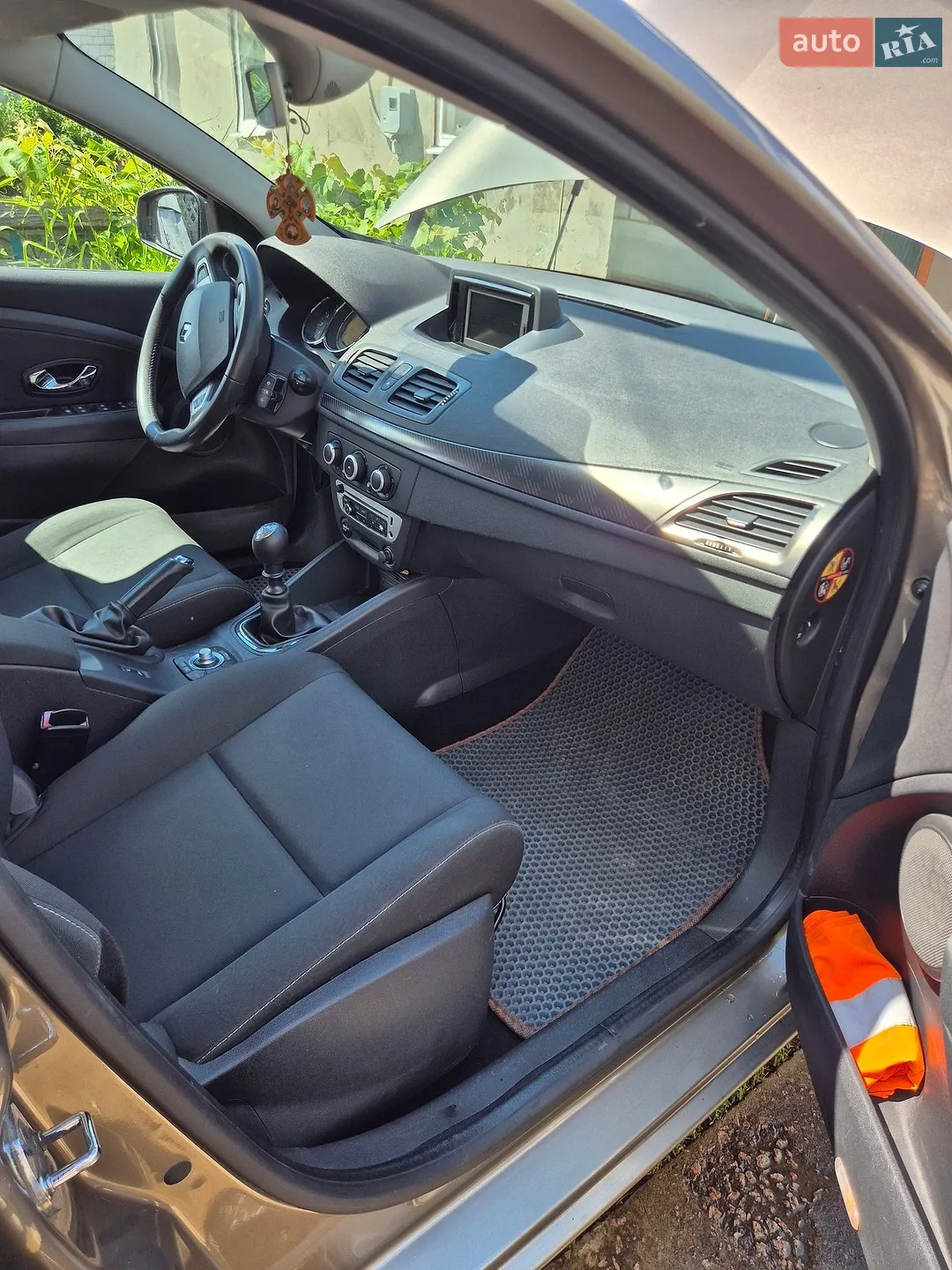 2012 Renault Megane - мініатюра 21