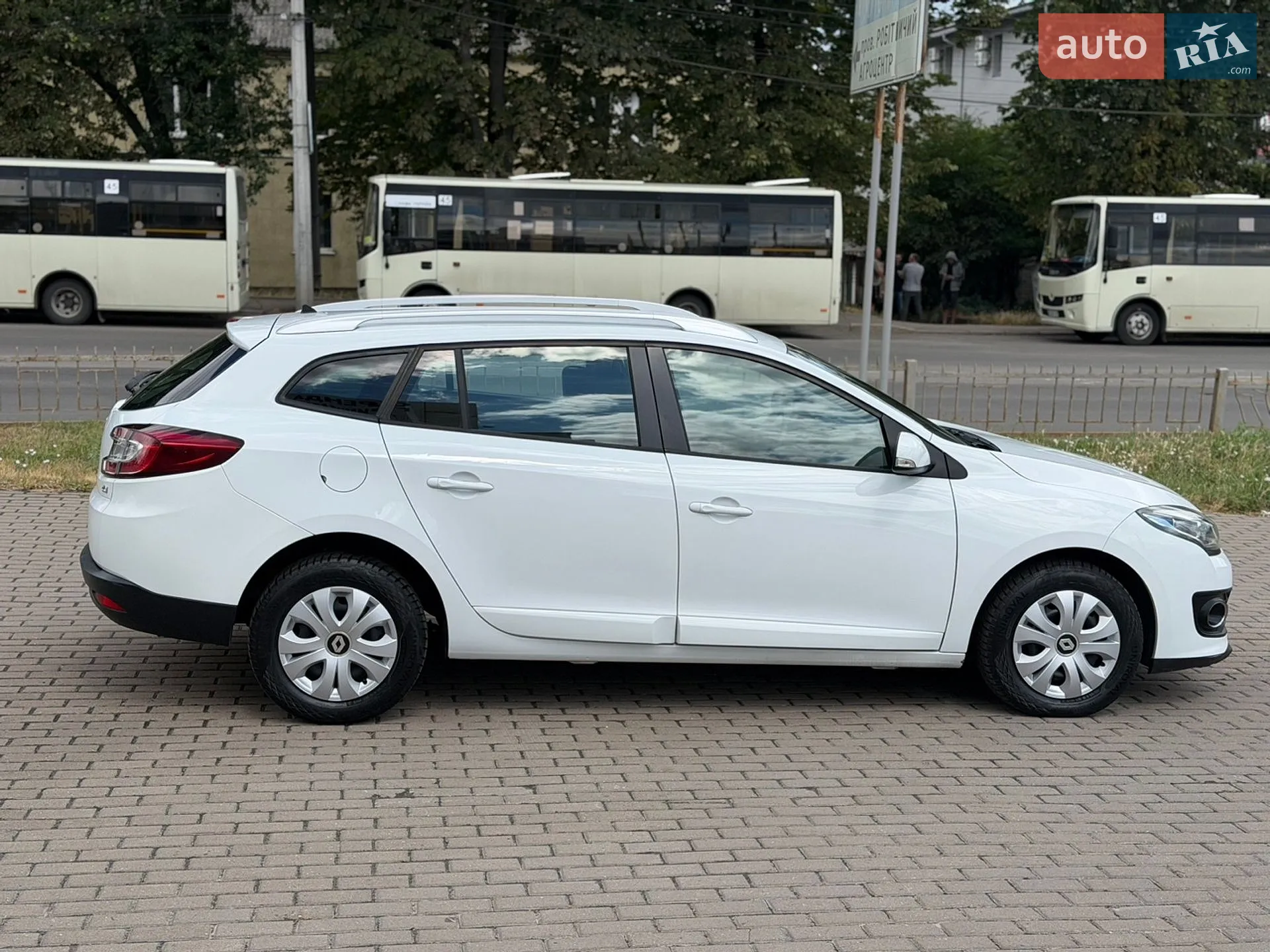 2014 Renault Megane - мініатюра 11
