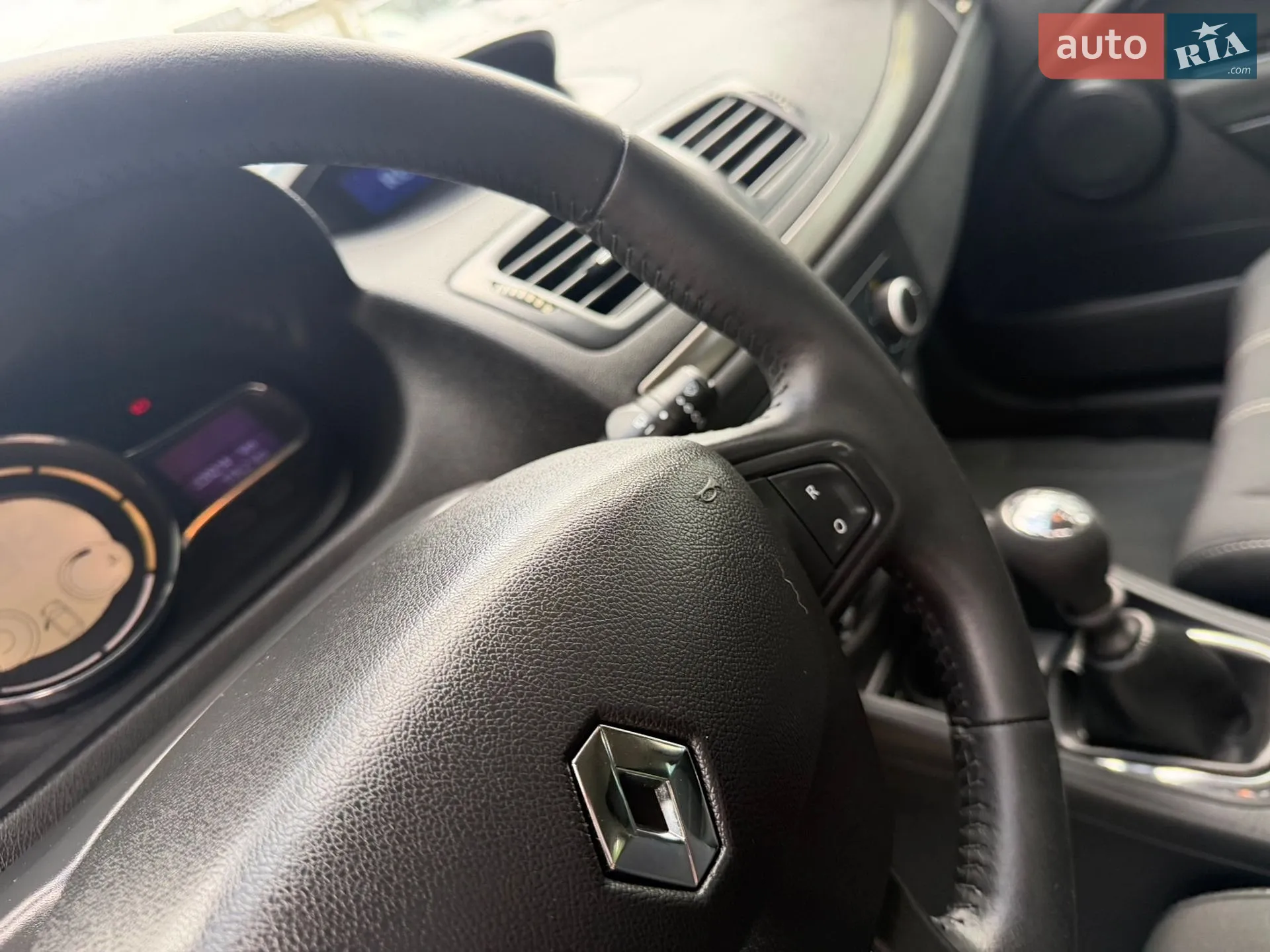 2014 Renault Megane - мініатюра 27