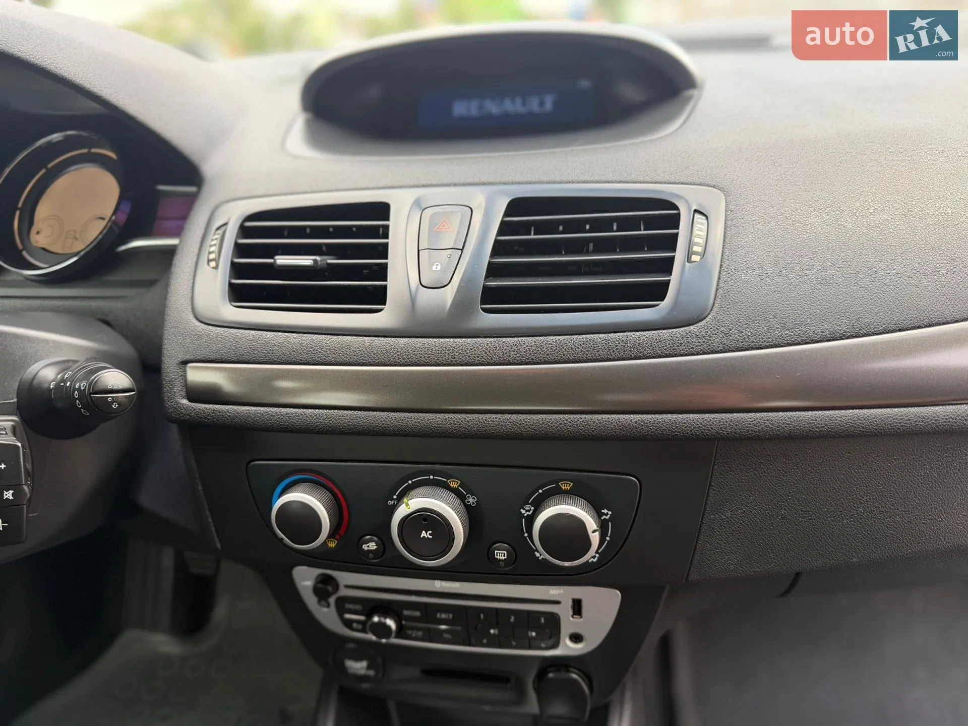 2014 Renault Megane - мініатюра 53