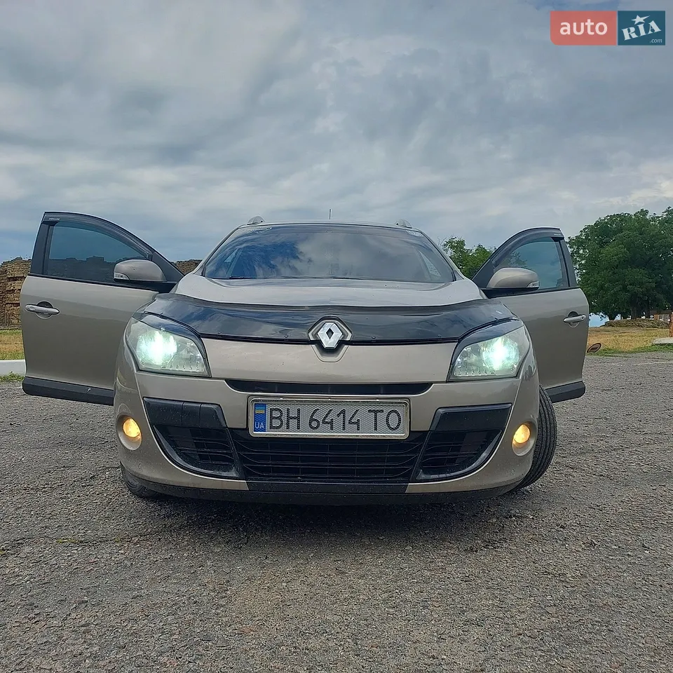 2010 Renault Megane - мініатюра 18