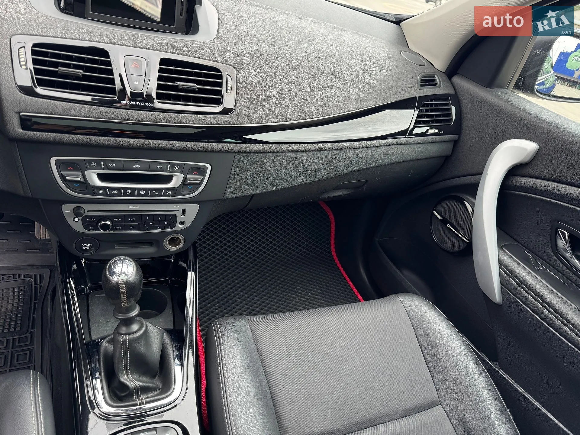 2012 Renault Megane - мініатюра 15