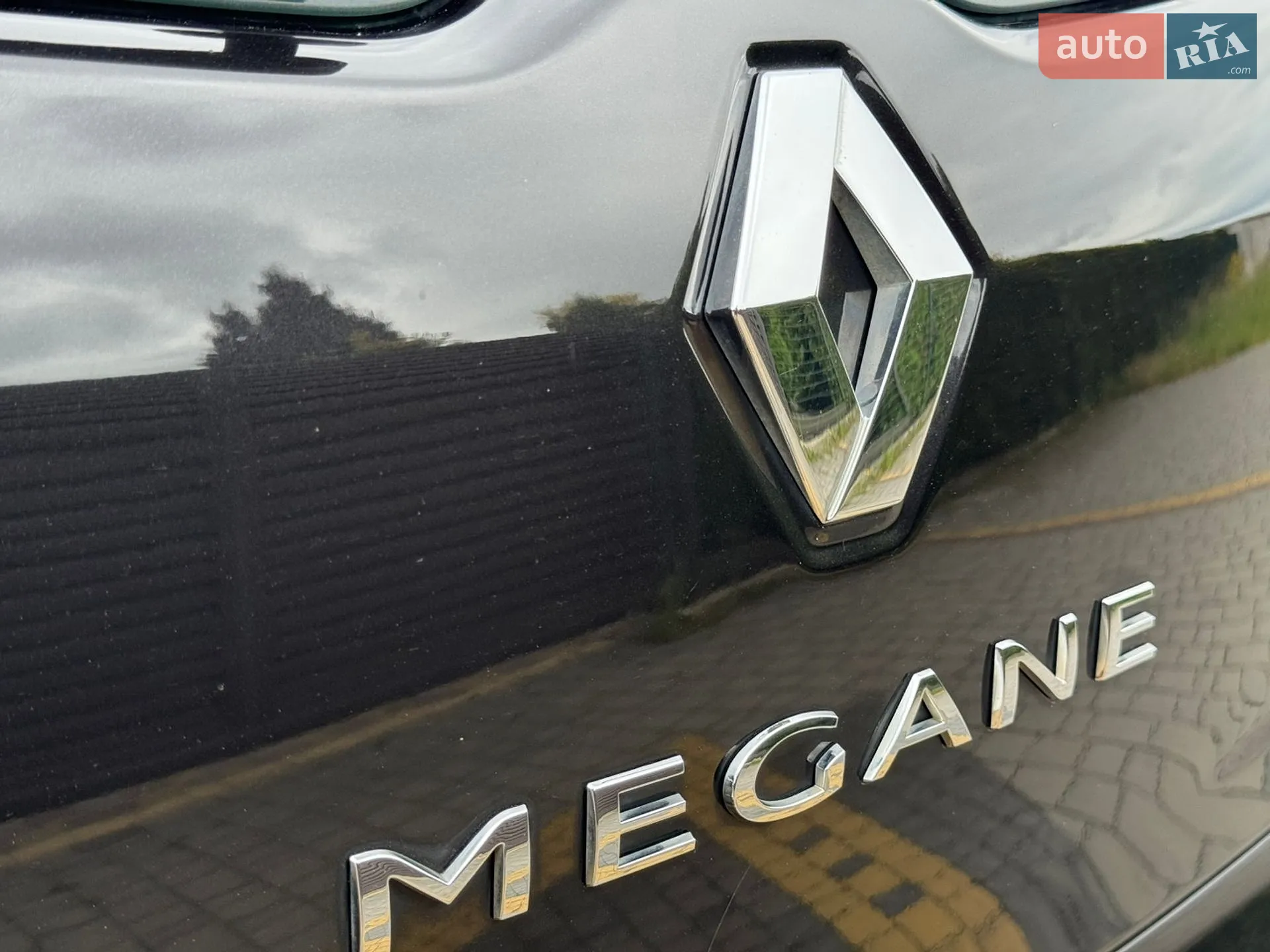 2010 Renault Megane - мініатюра 25