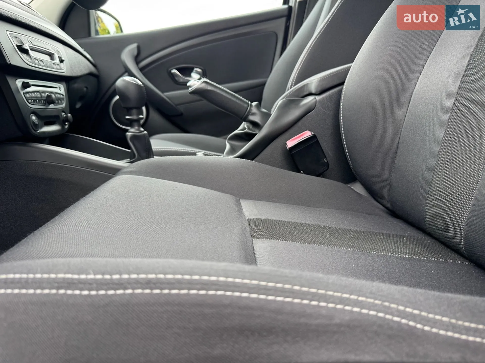 2010 Renault Megane - мініатюра 44