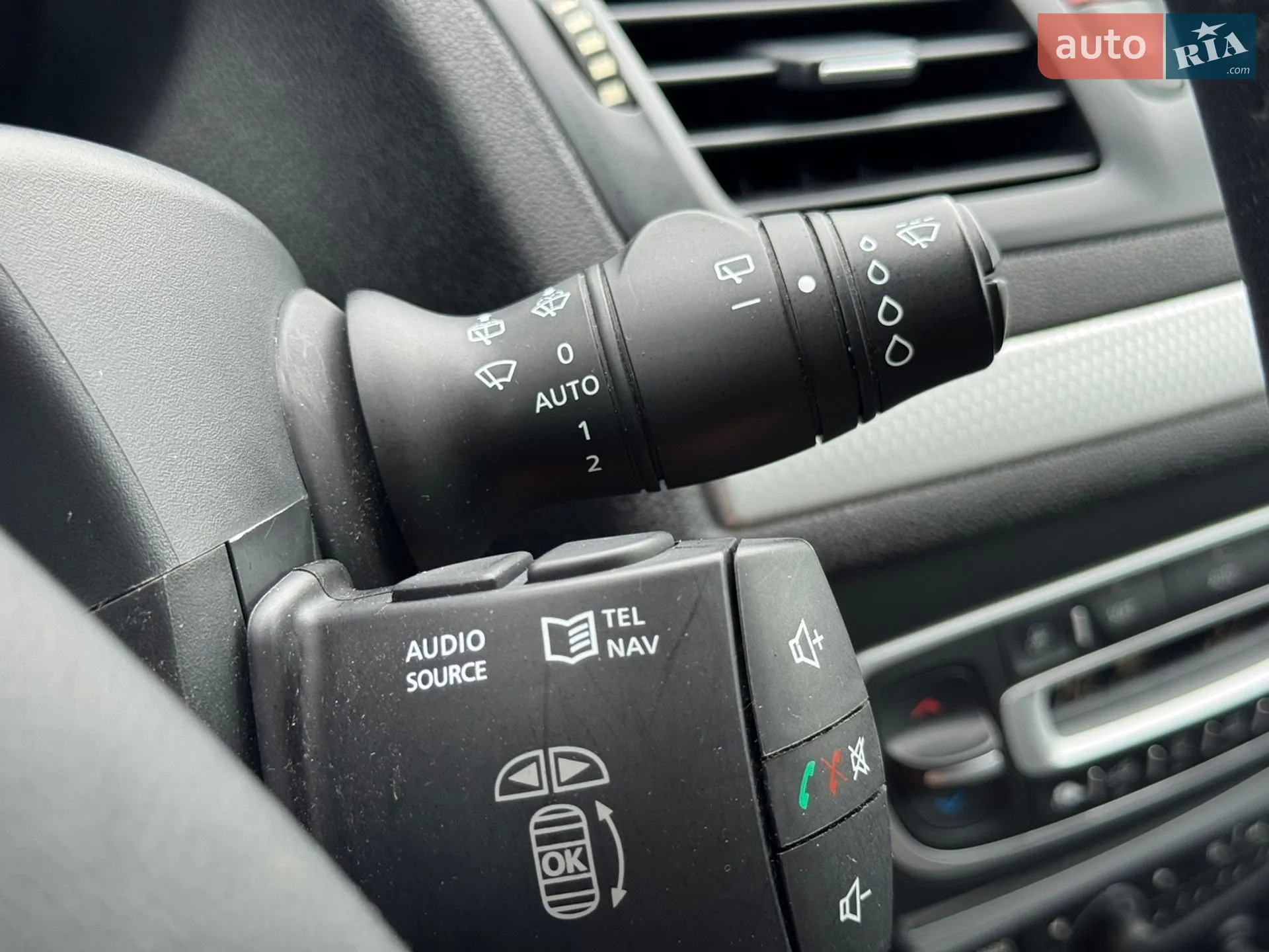 2010 Renault Megane - мініатюра 52
