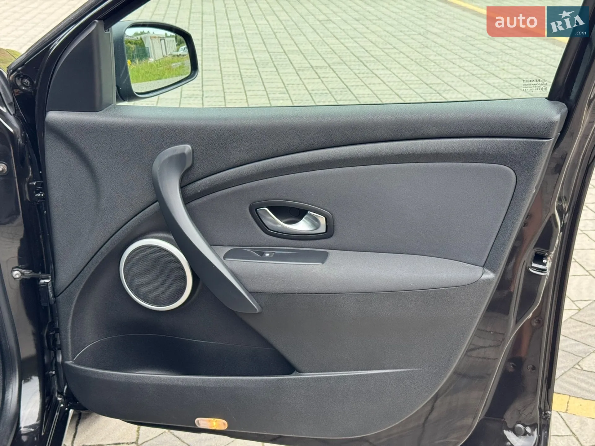 2010 Renault Megane - мініатюра 82