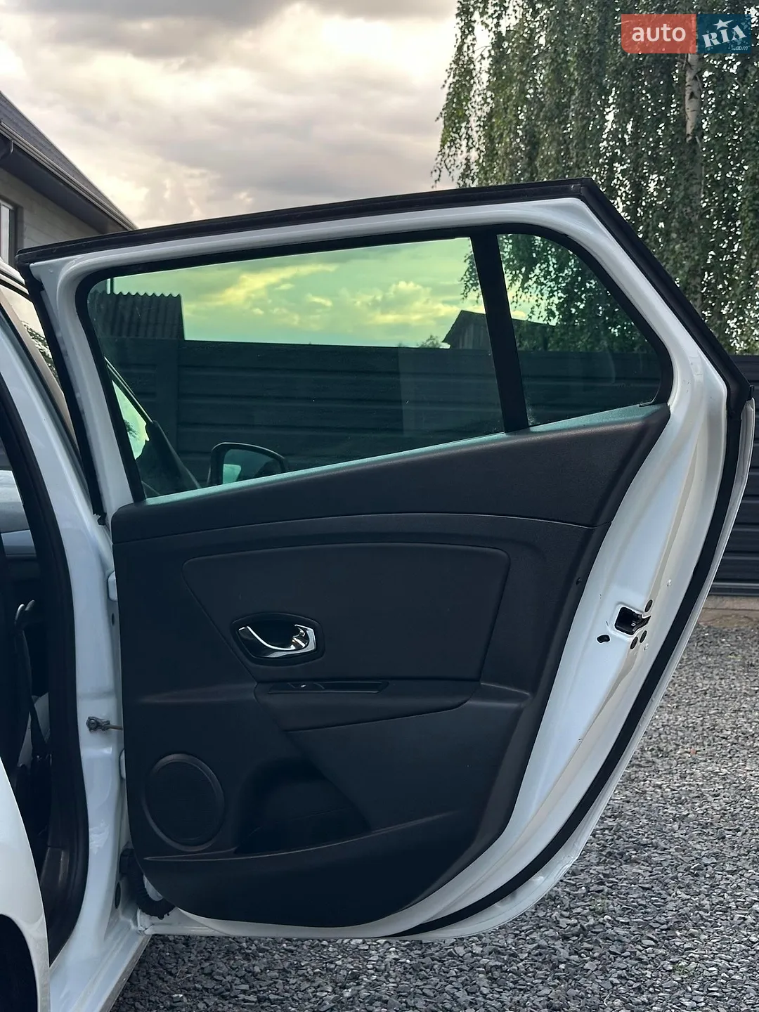 2015 Renault Megane - мініатюра 40