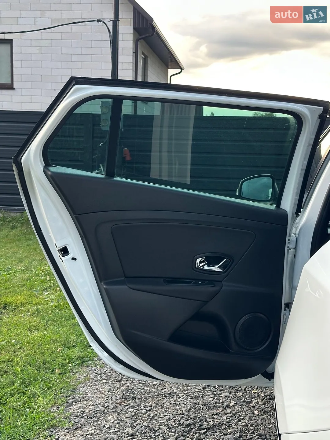 2015 Renault Megane - мініатюра 43