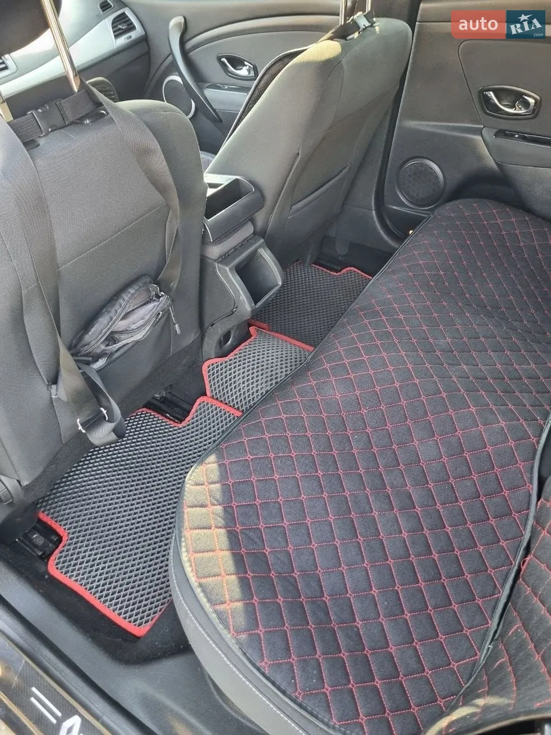 2012 Renault Megane - мініатюра 10