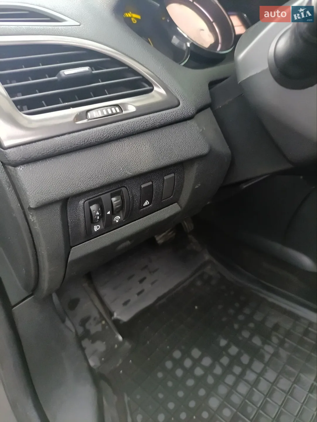2012 Renault Megane - мініатюра 6