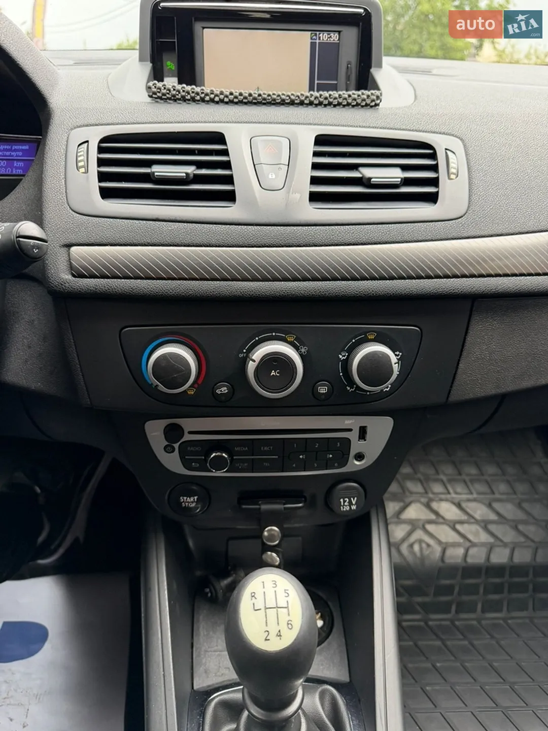 2013 Renault Megane - мініатюра 21