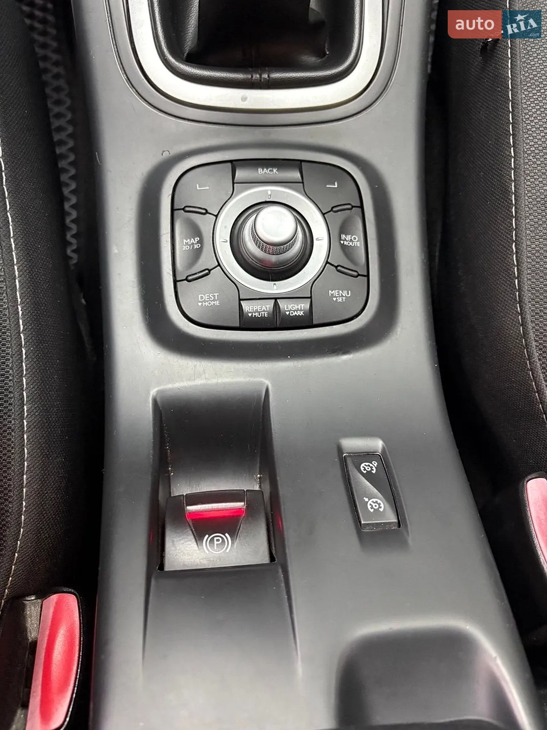 2011 Renault Megane - мініатюра 12