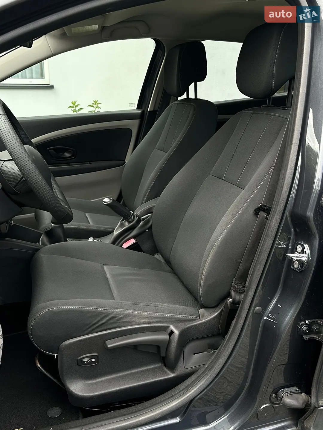 2011 Renault Megane - мініатюра 23