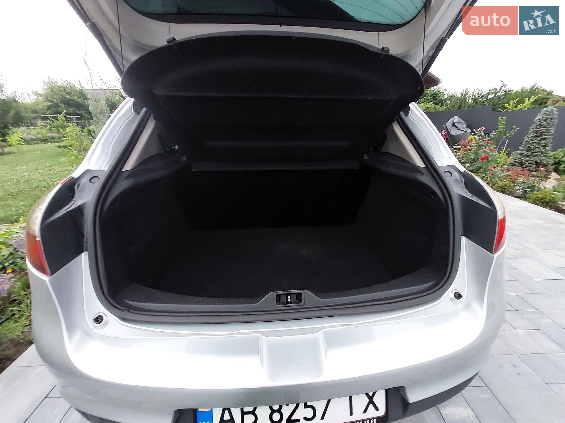 2010 Renault Megane - мініатюра 16