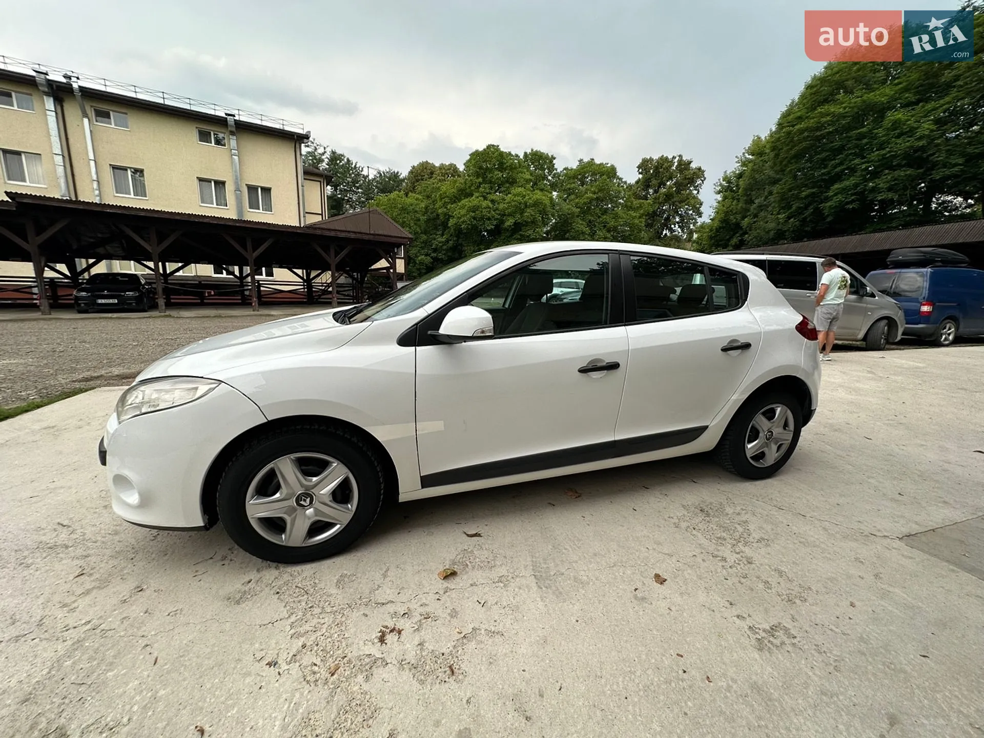 2010 Renault Megane - мініатюра 12
