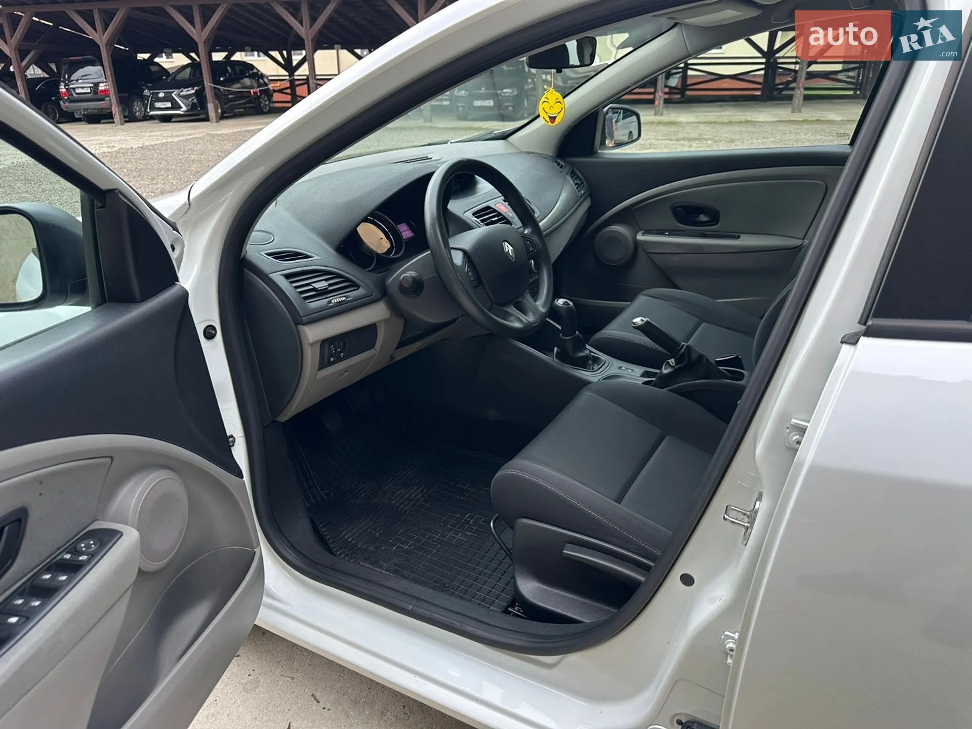 2010 Renault Megane - мініатюра 15