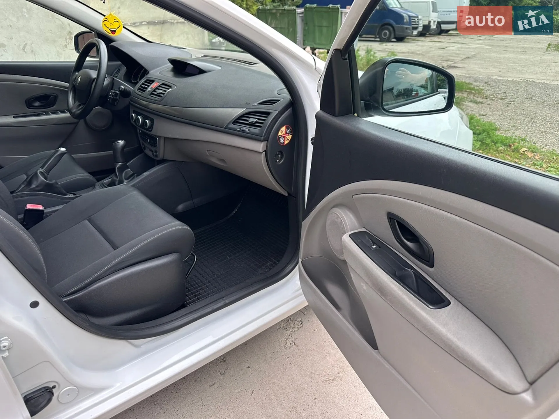 2010 Renault Megane - мініатюра 28