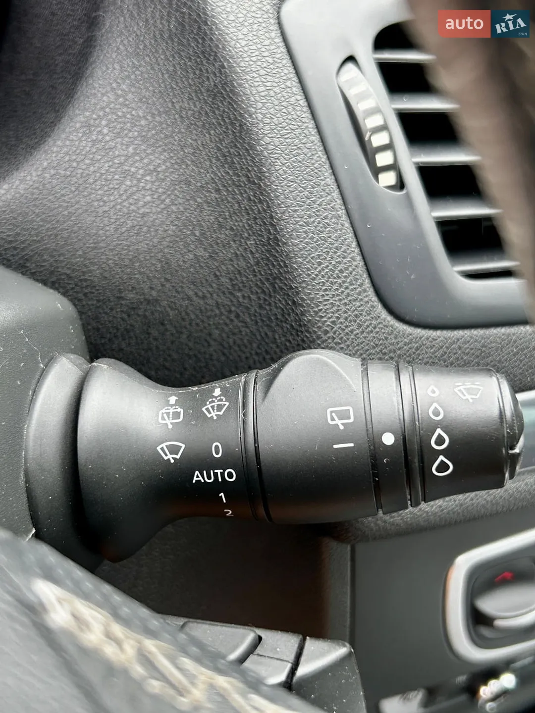 2012 Renault Megane - мініатюра 30