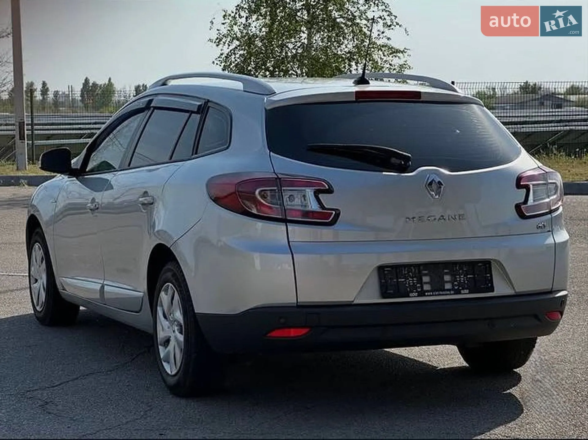 2015 Renault Megane - мініатюра 9