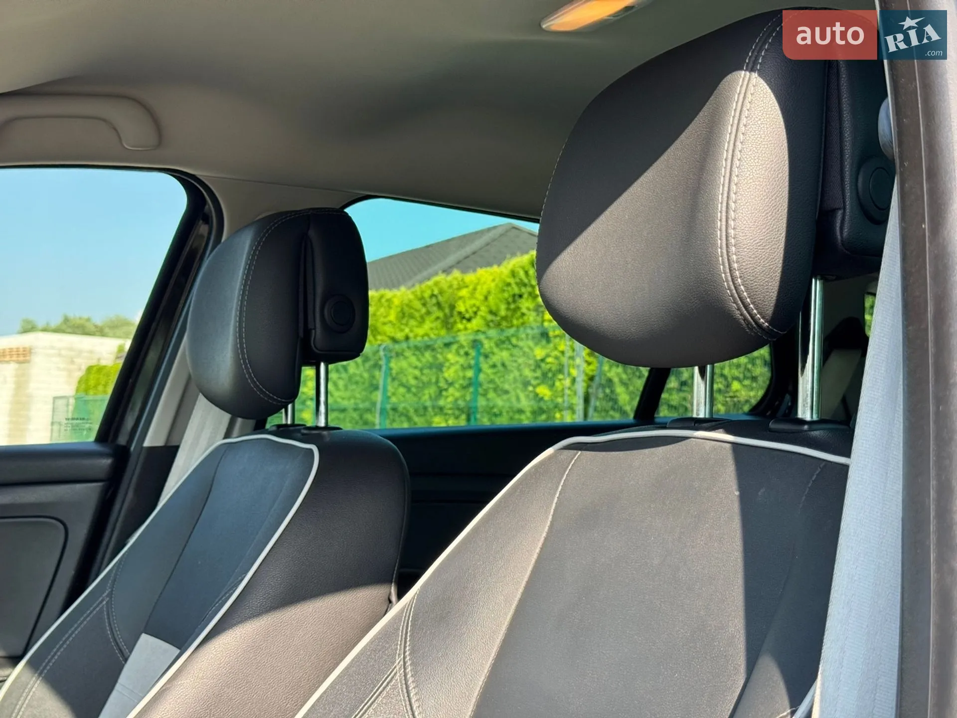 2012 Renault Megane - мініатюра 44