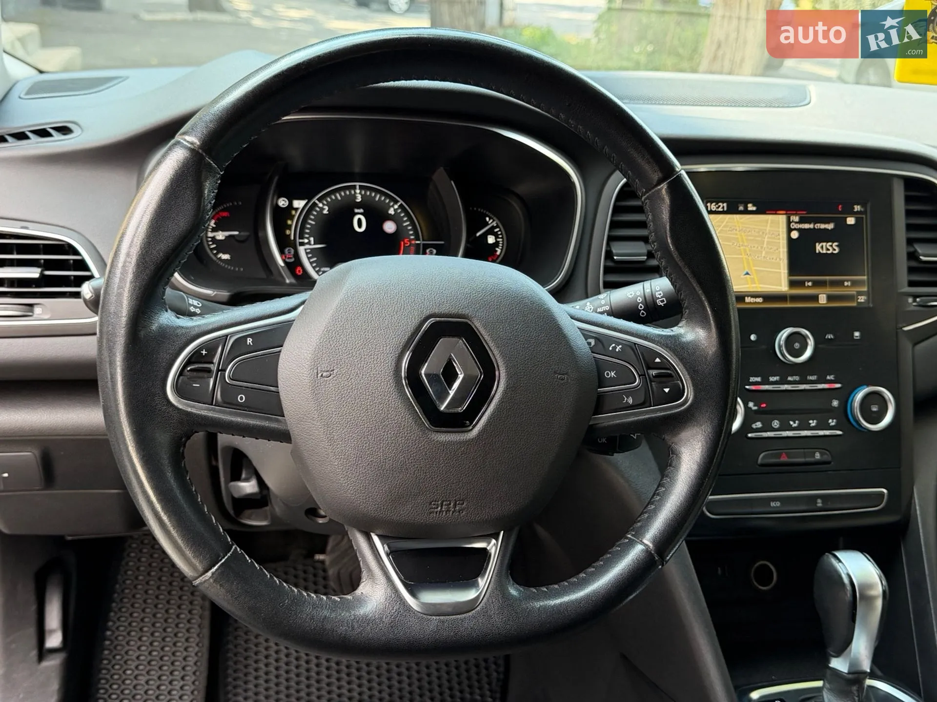 2016 Renault Megane - мініатюра 9