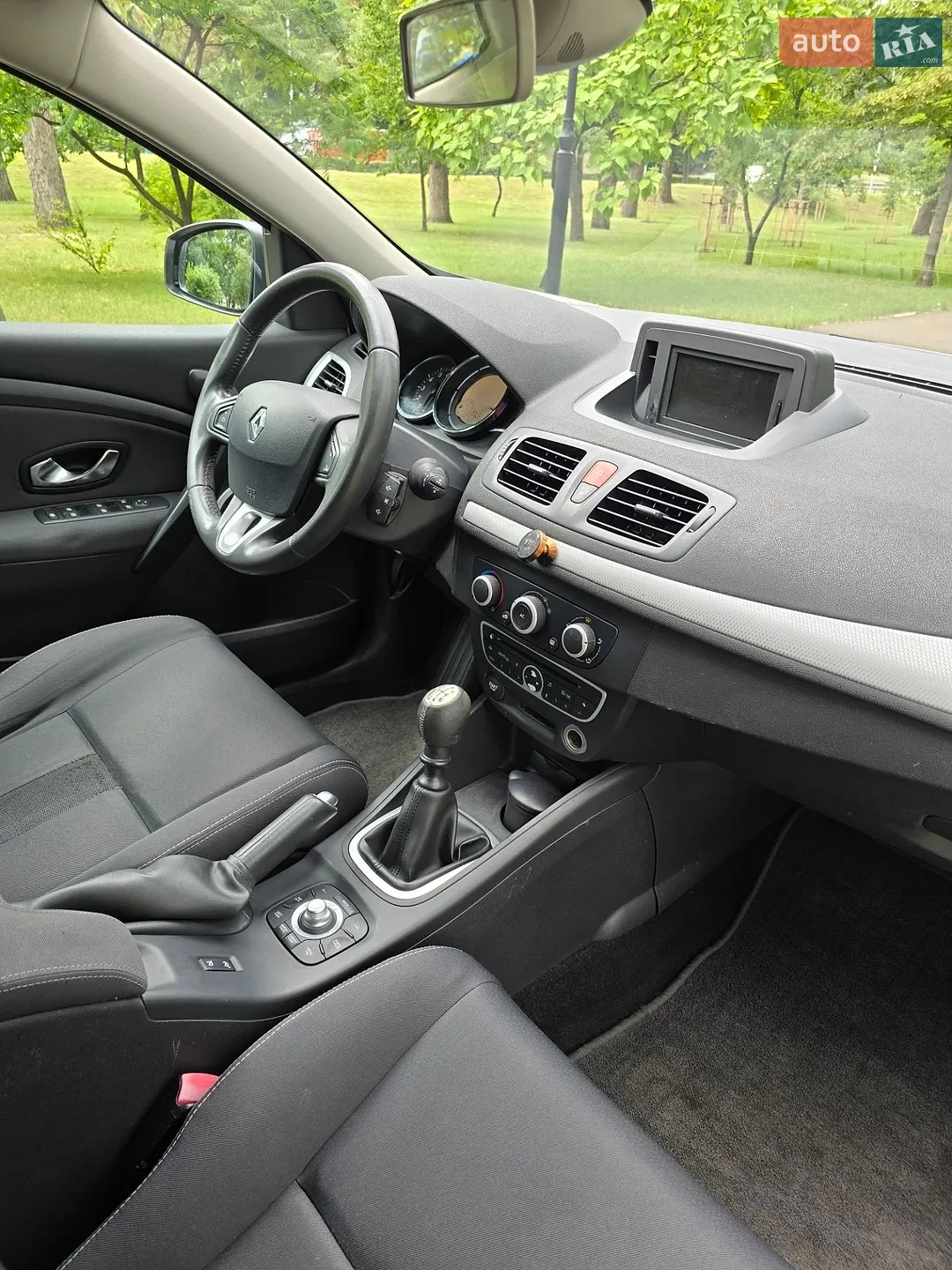 2010 Renault Megane - мініатюра 21