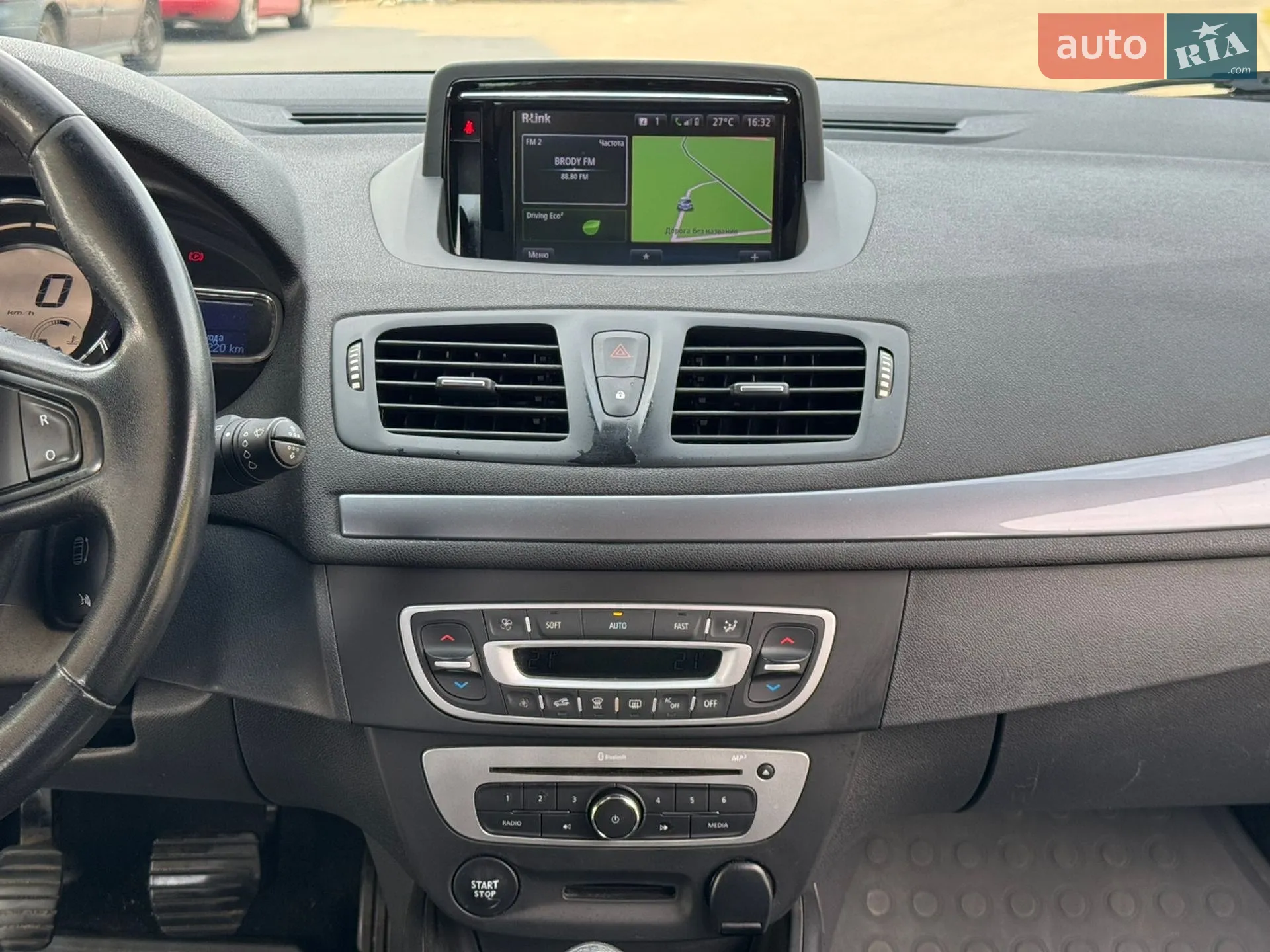 2014 Renault Megane - мініатюра 33