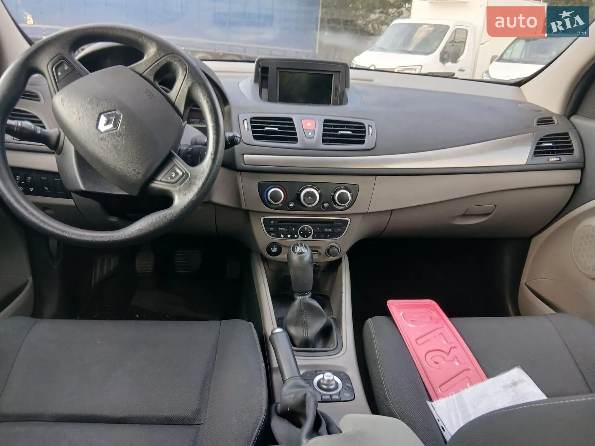 2011 Renault Megane - мініатюра 8