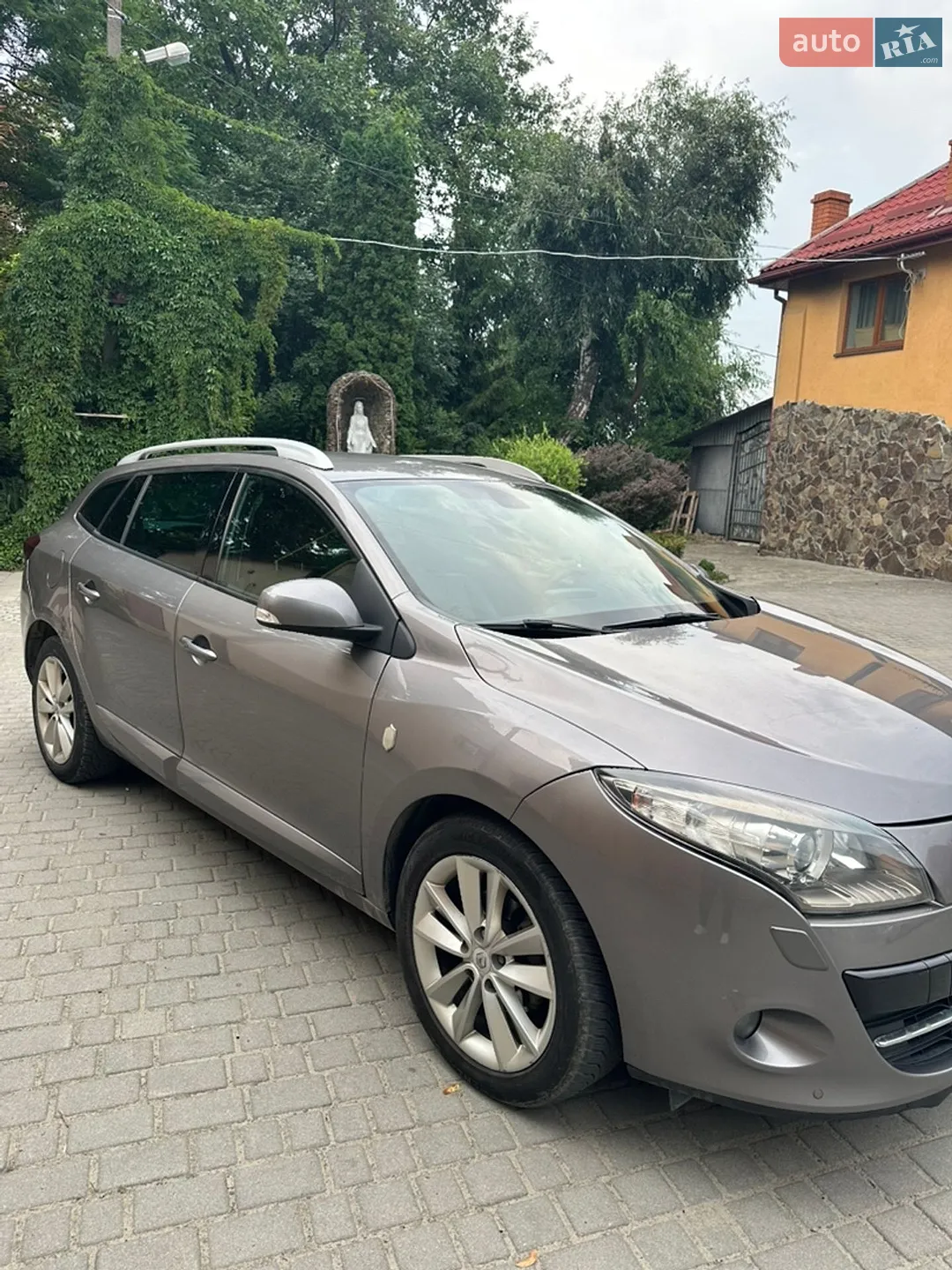 2011 Renault Megane - фото 1