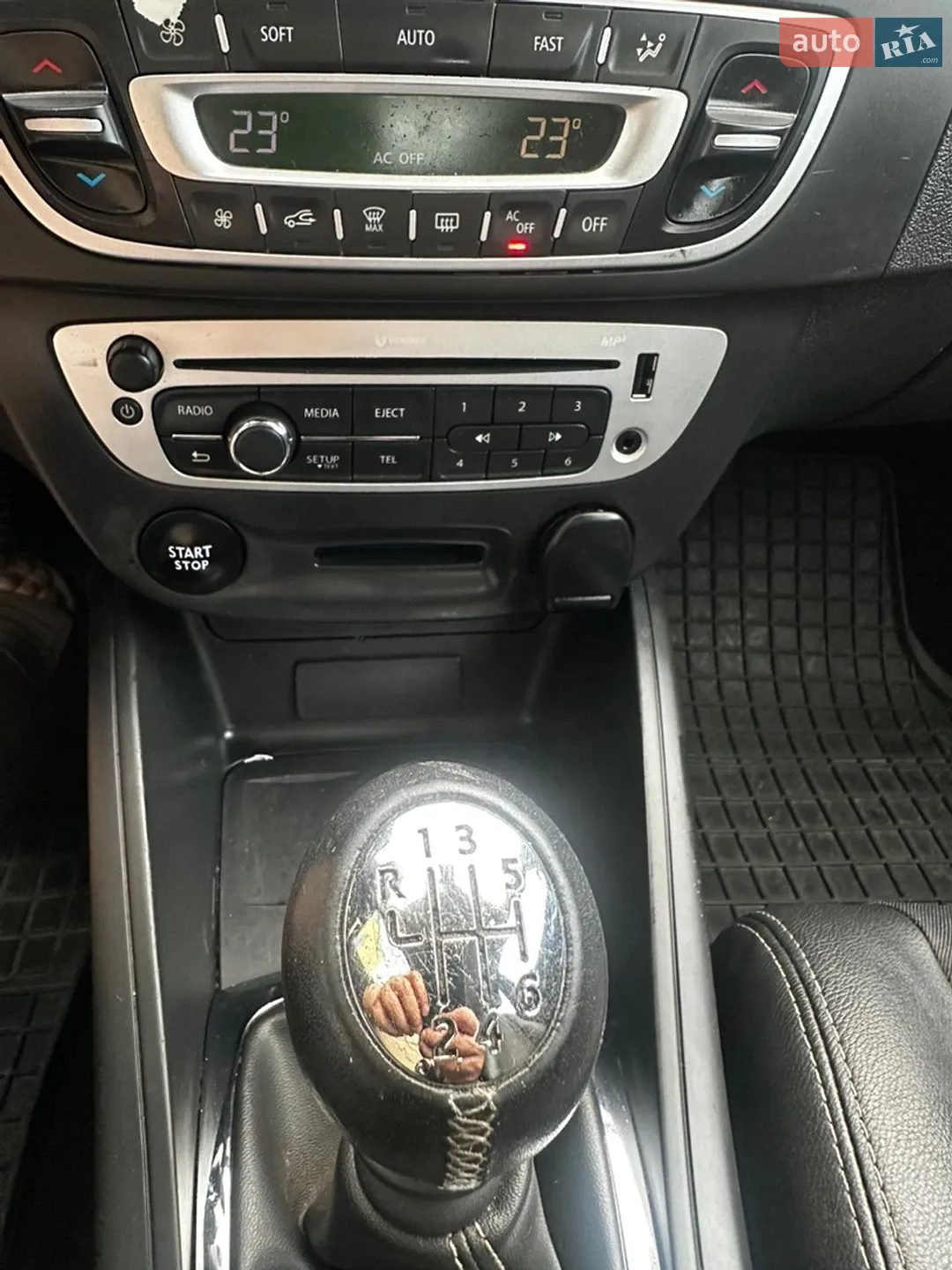 2015 Renault Megane - мініатюра 17