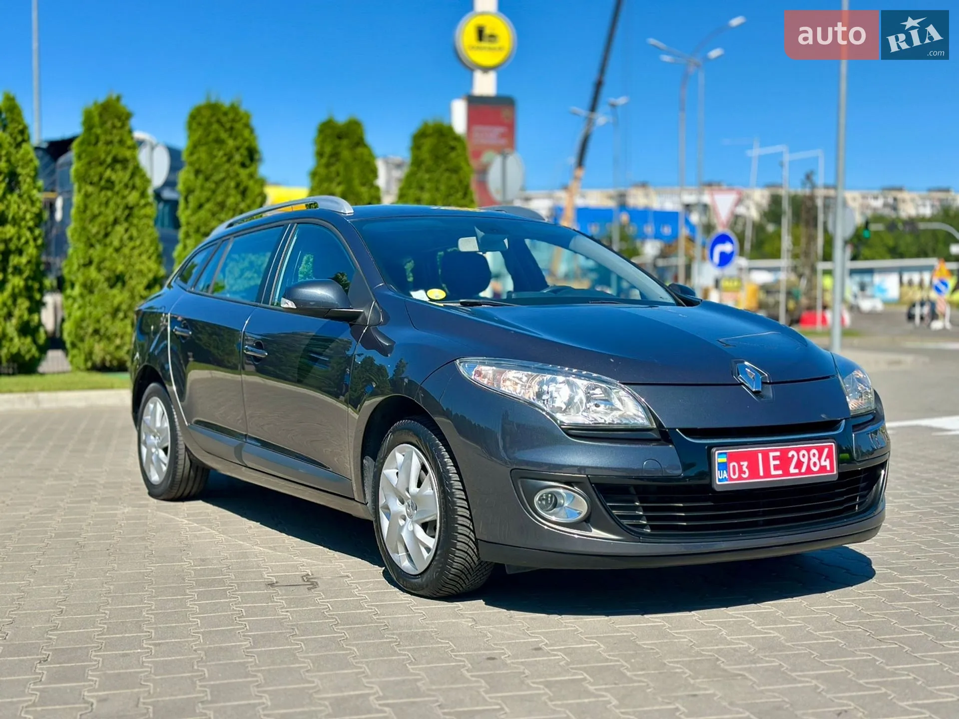 2012 Renault Megane - мініатюра 12