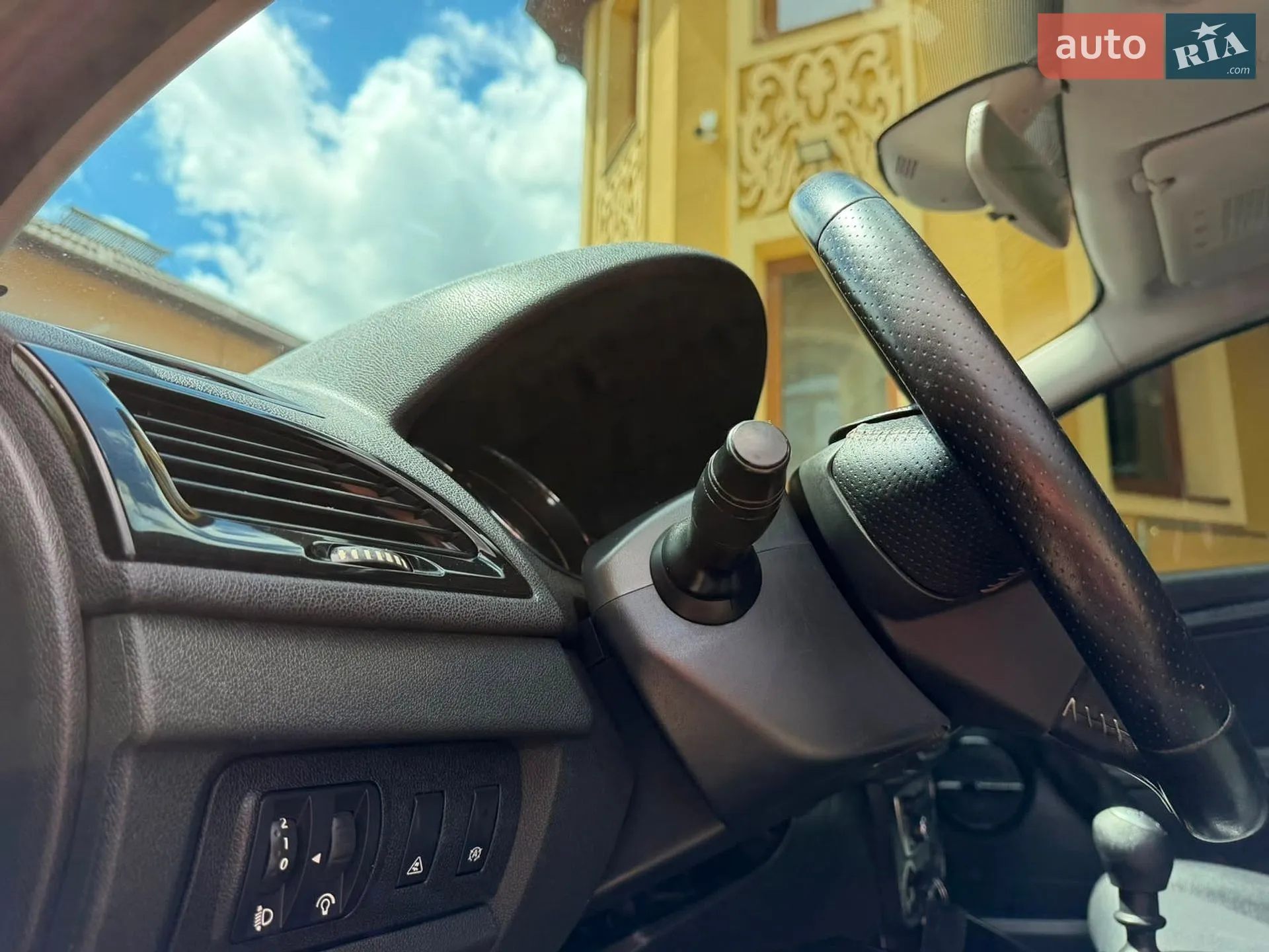 2013 Renault Megane - мініатюра 103