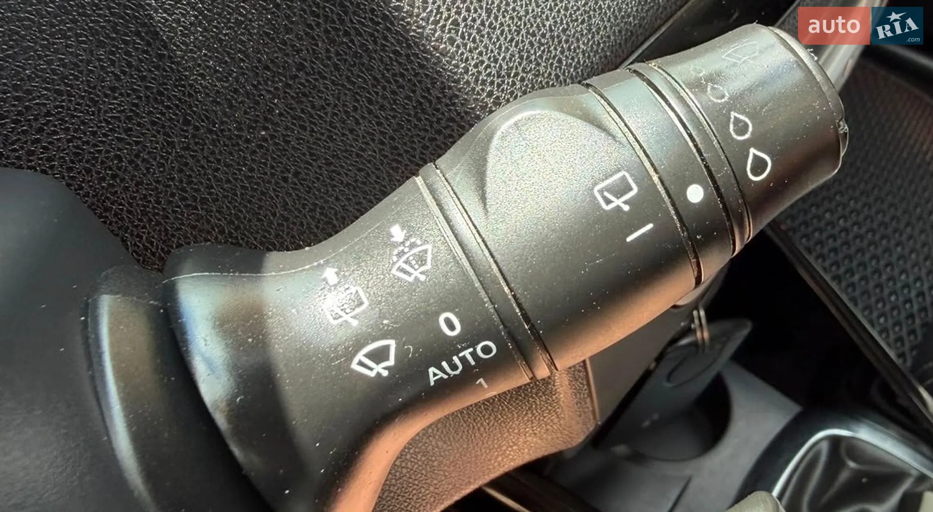 2013 Renault Megane - мініатюра 113