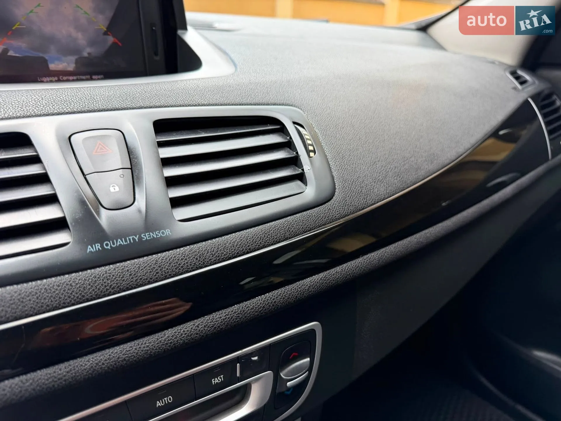 2013 Renault Megane - мініатюра 119