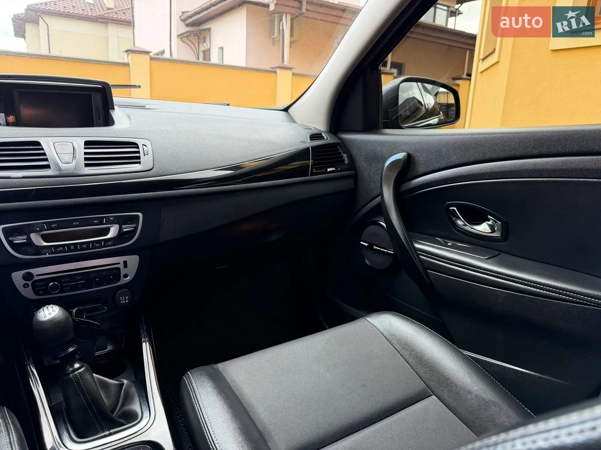 2013 Renault Megane - мініатюра 136