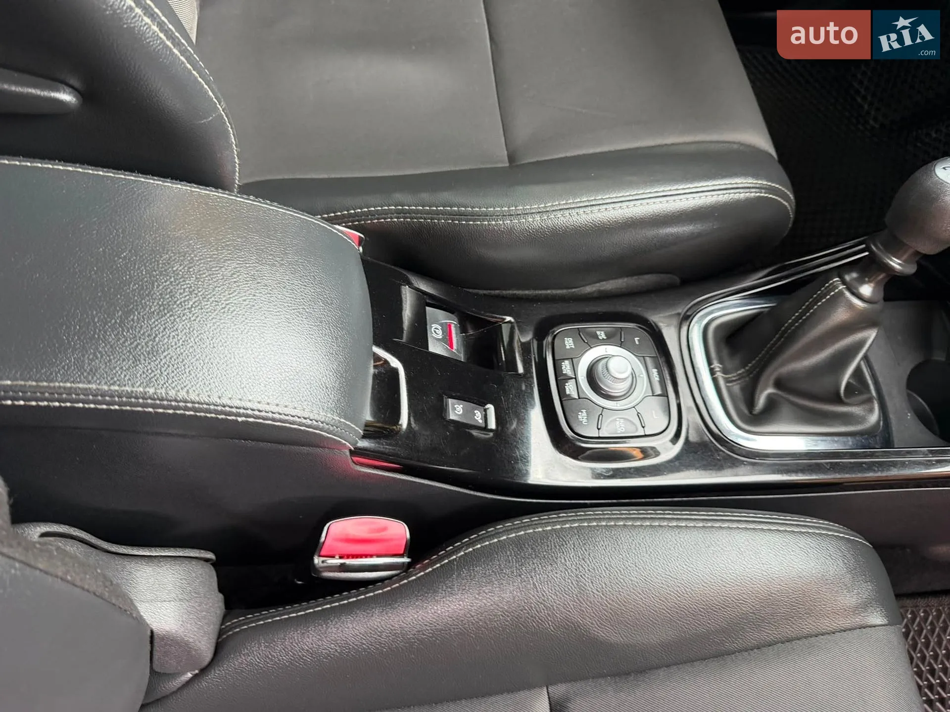 2013 Renault Megane - мініатюра 168