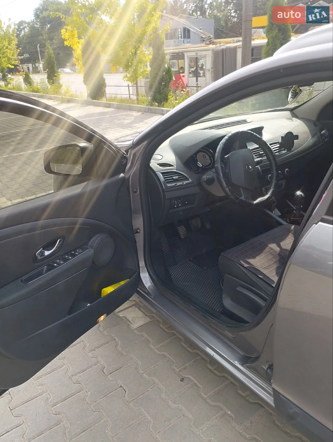 2012 Renault Megane - мініатюра 15