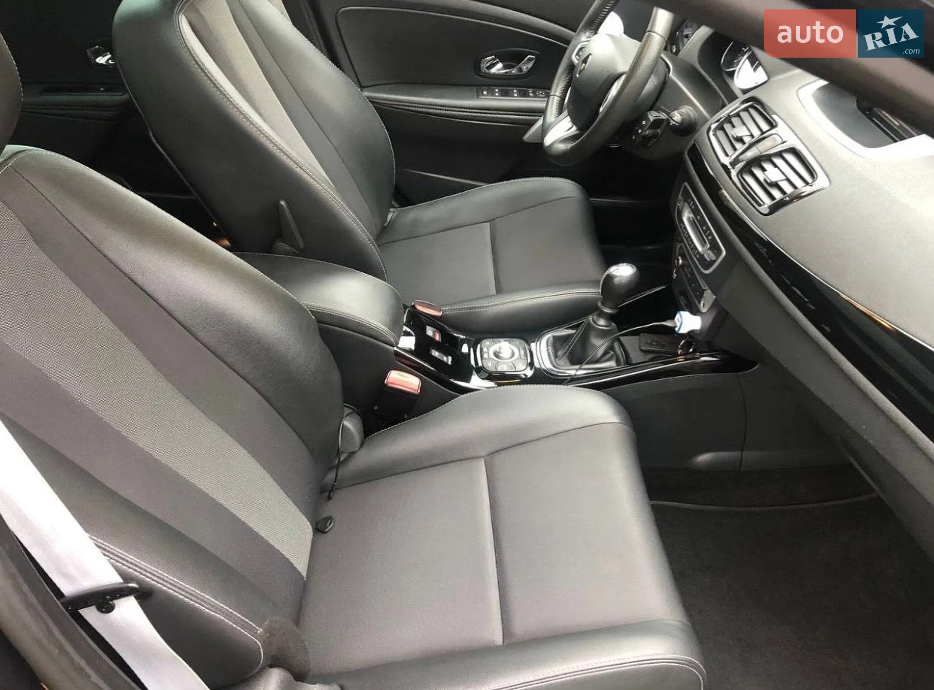 2012 Renault Megane - мініатюра 8