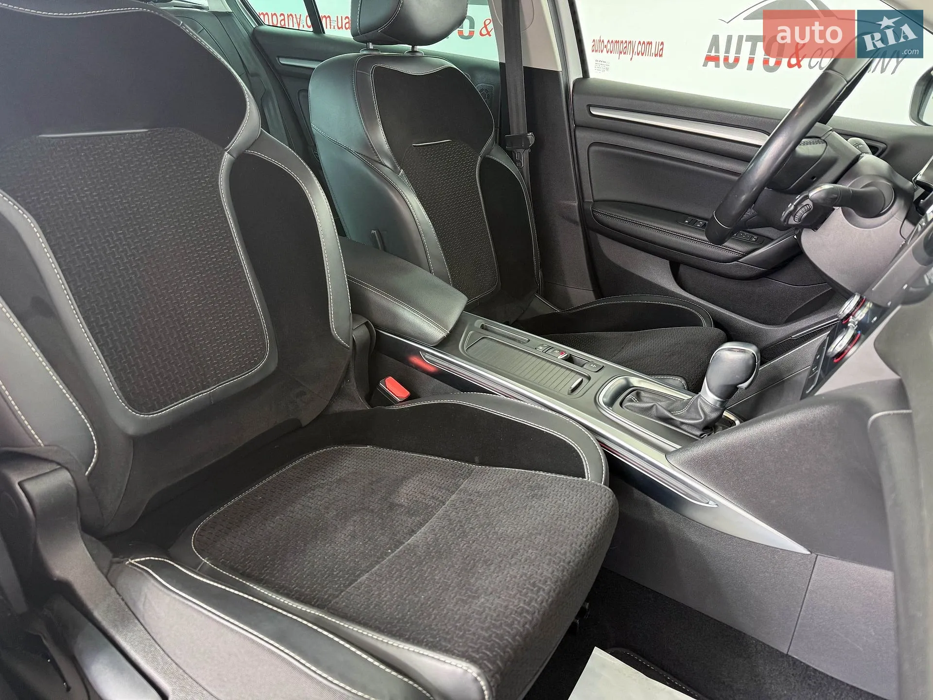 2019 Renault Megane - мініатюра 9