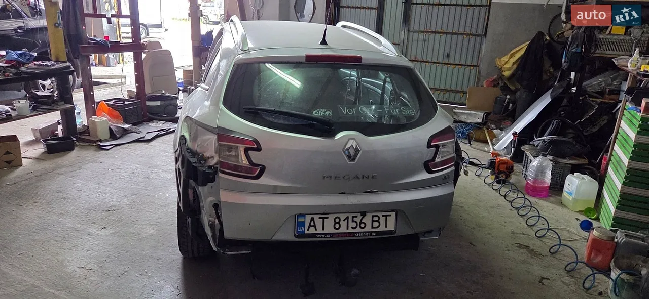 2010 Renault Megane - мініатюра 9