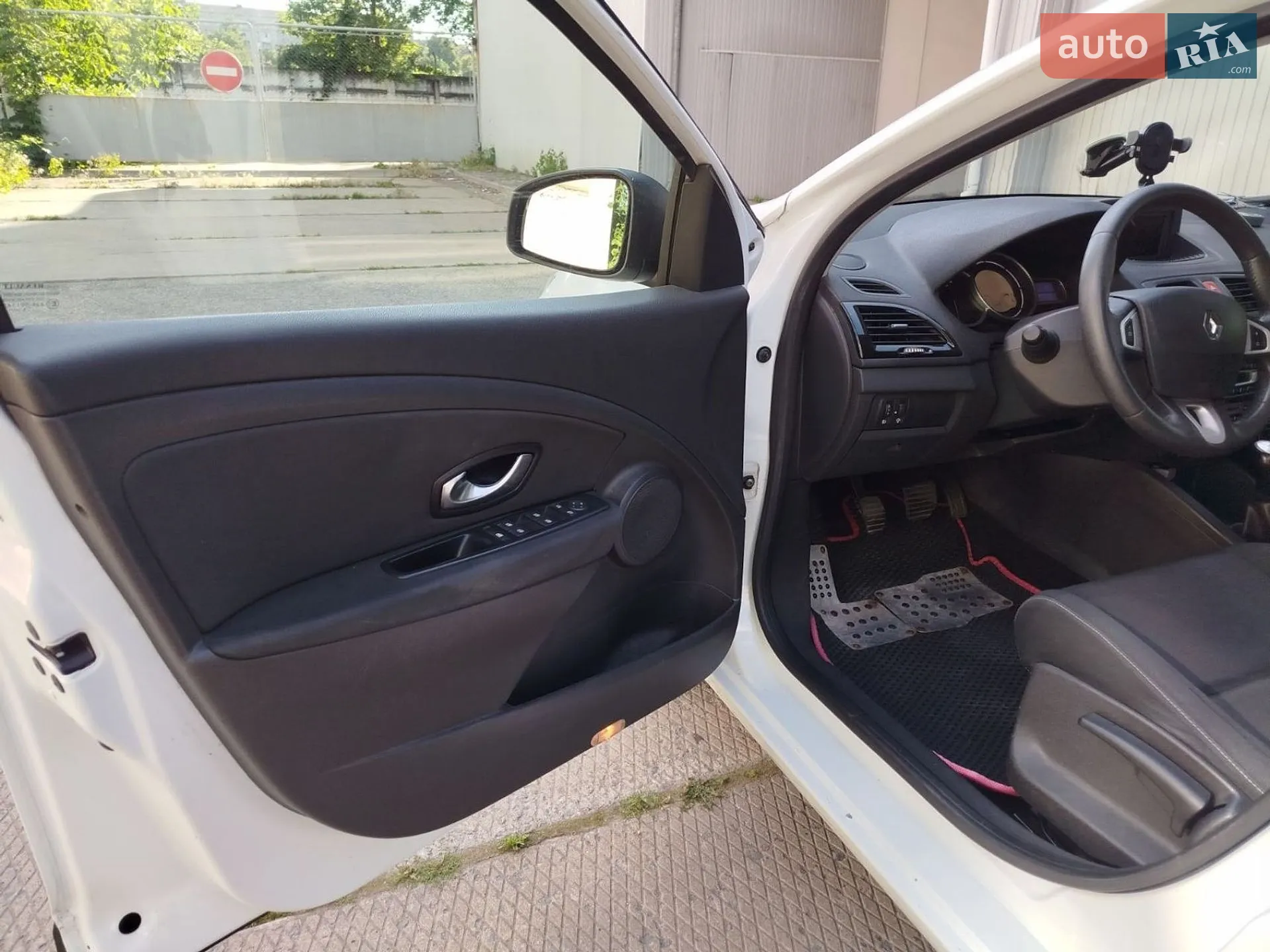 2011 Renault Megane - мініатюра 12