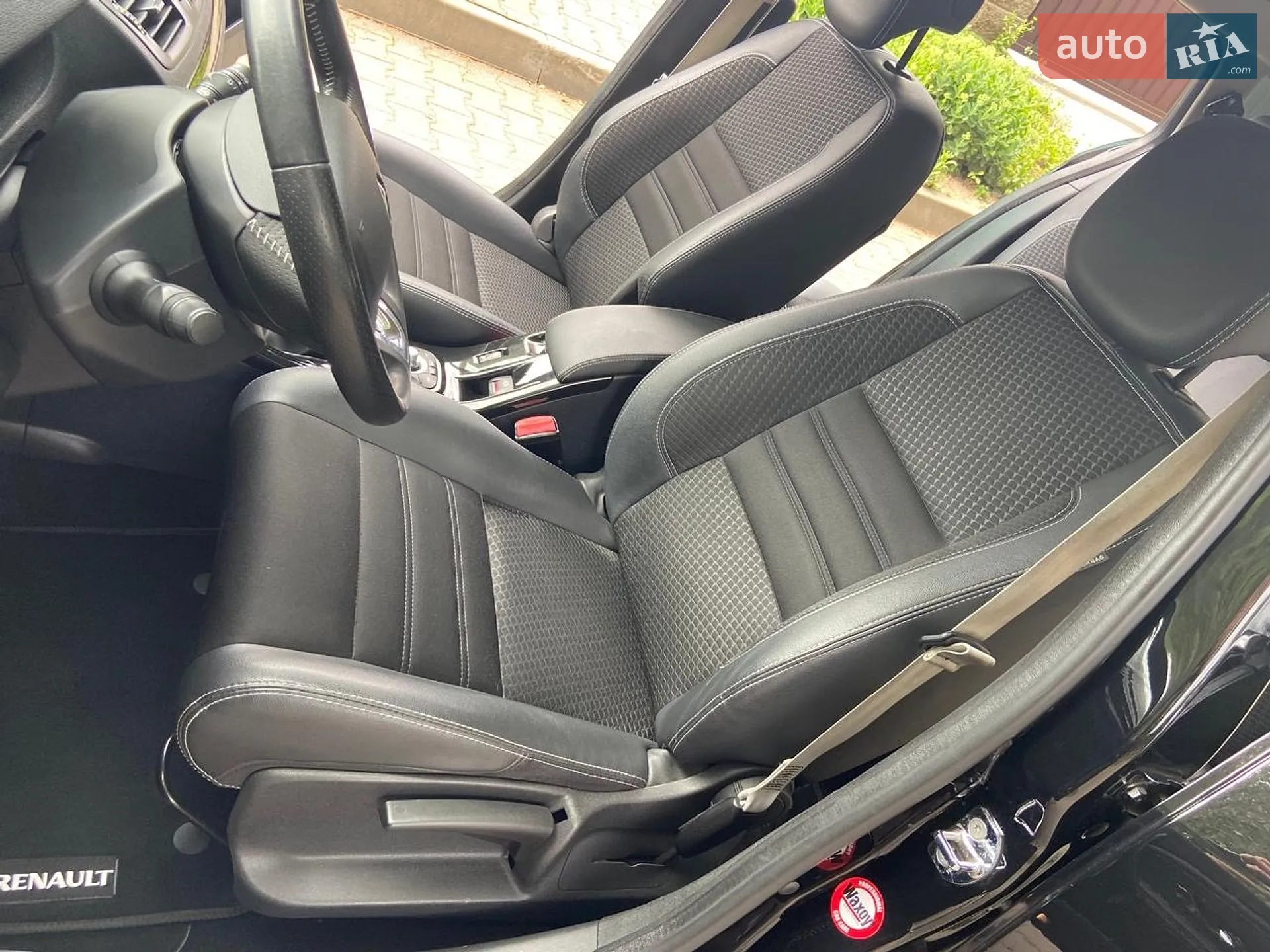 2014 Renault Megane - мініатюра 21