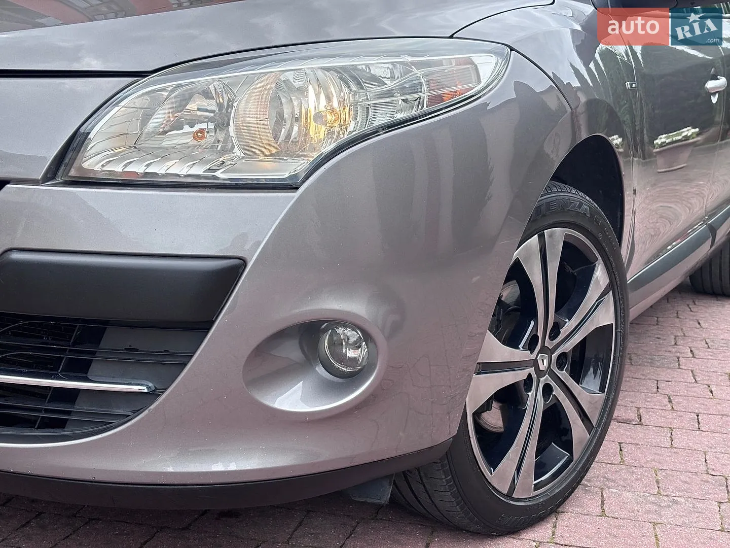 2011 Renault Megane - мініатюра 17
