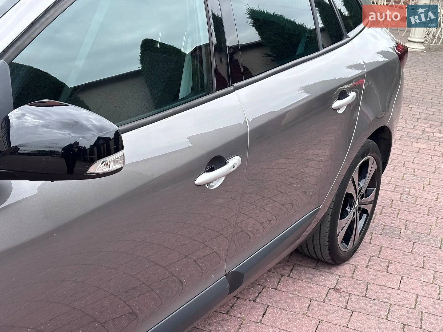 2011 Renault Megane - мініатюра 25