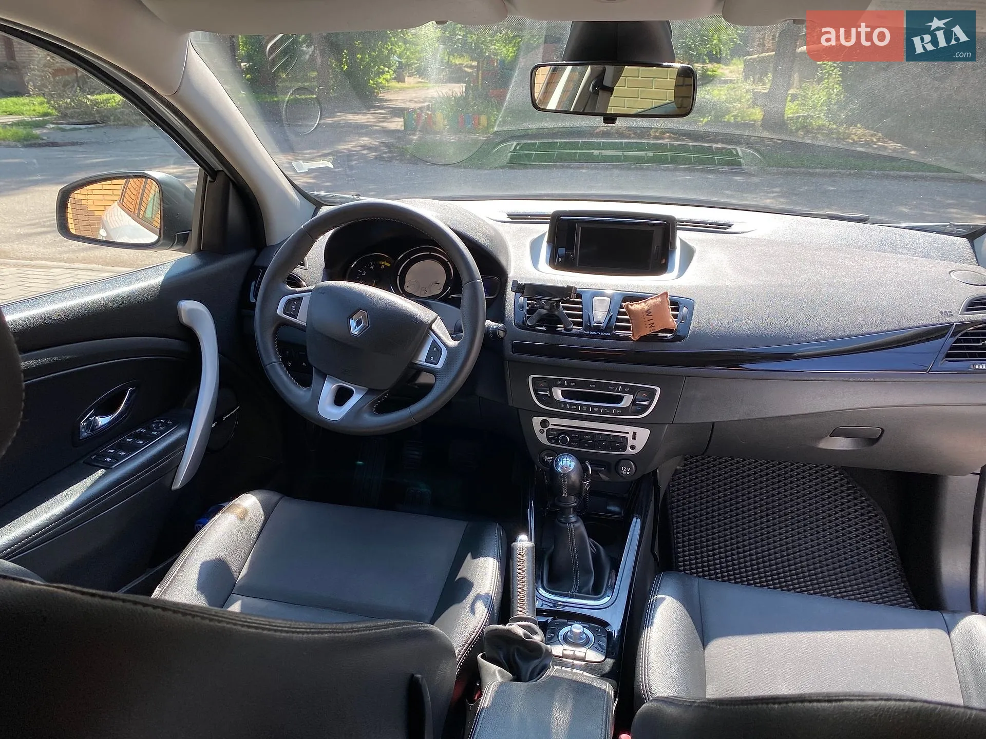 2012 Renault Megane - мініатюра 16