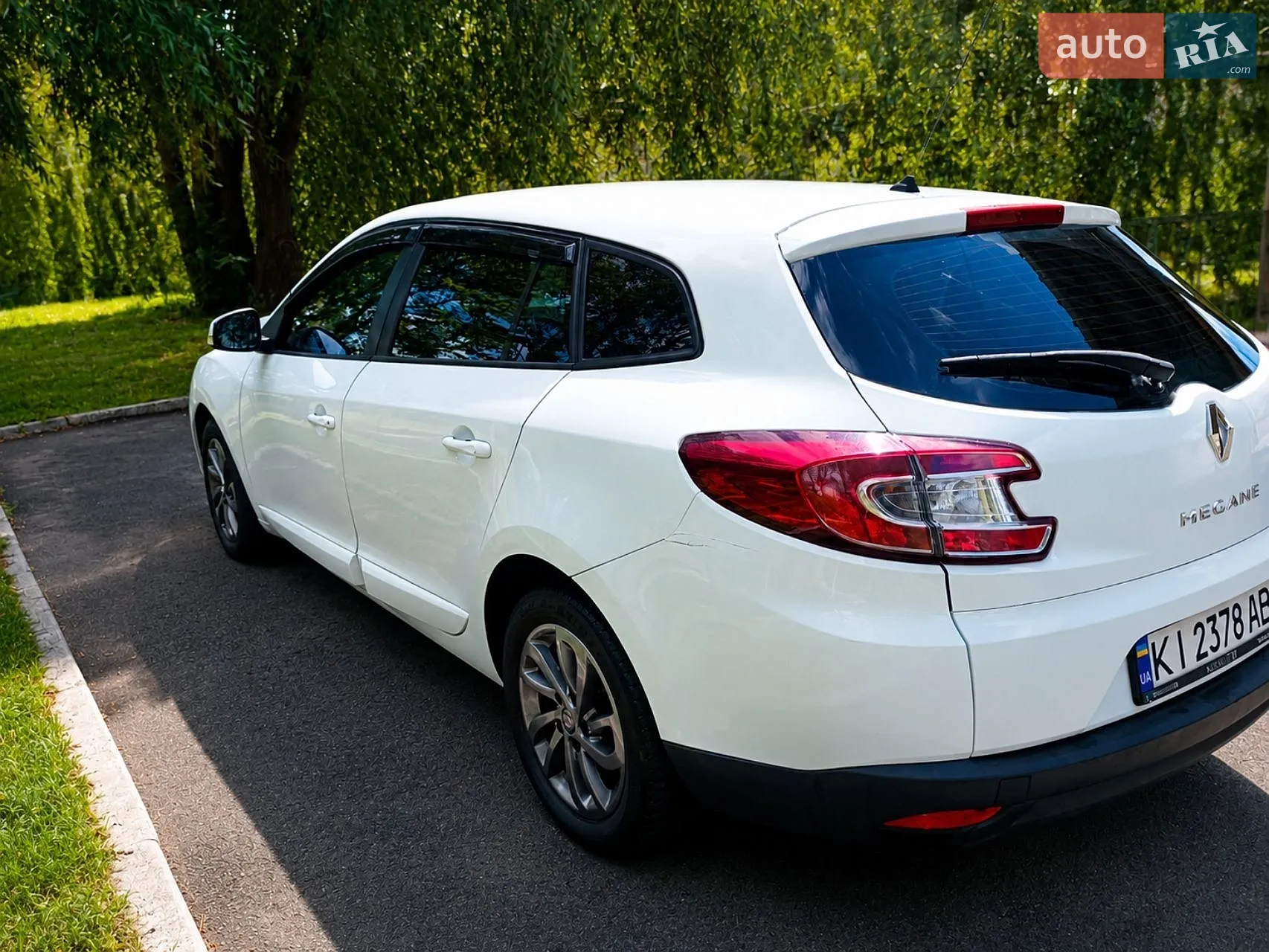 Renault Megane 2015 VIN VF1KZ0C0H54001008 фото оголошення 26 з 33
