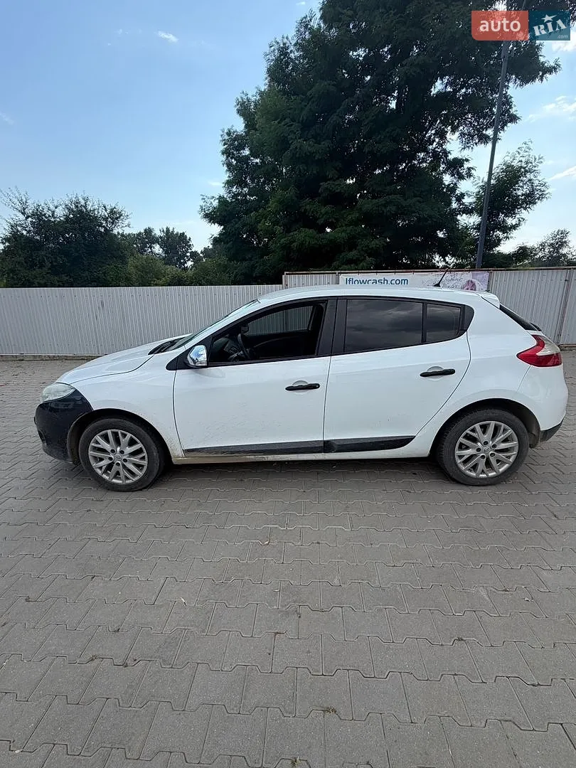 2010 Renault Megane - мініатюра 5