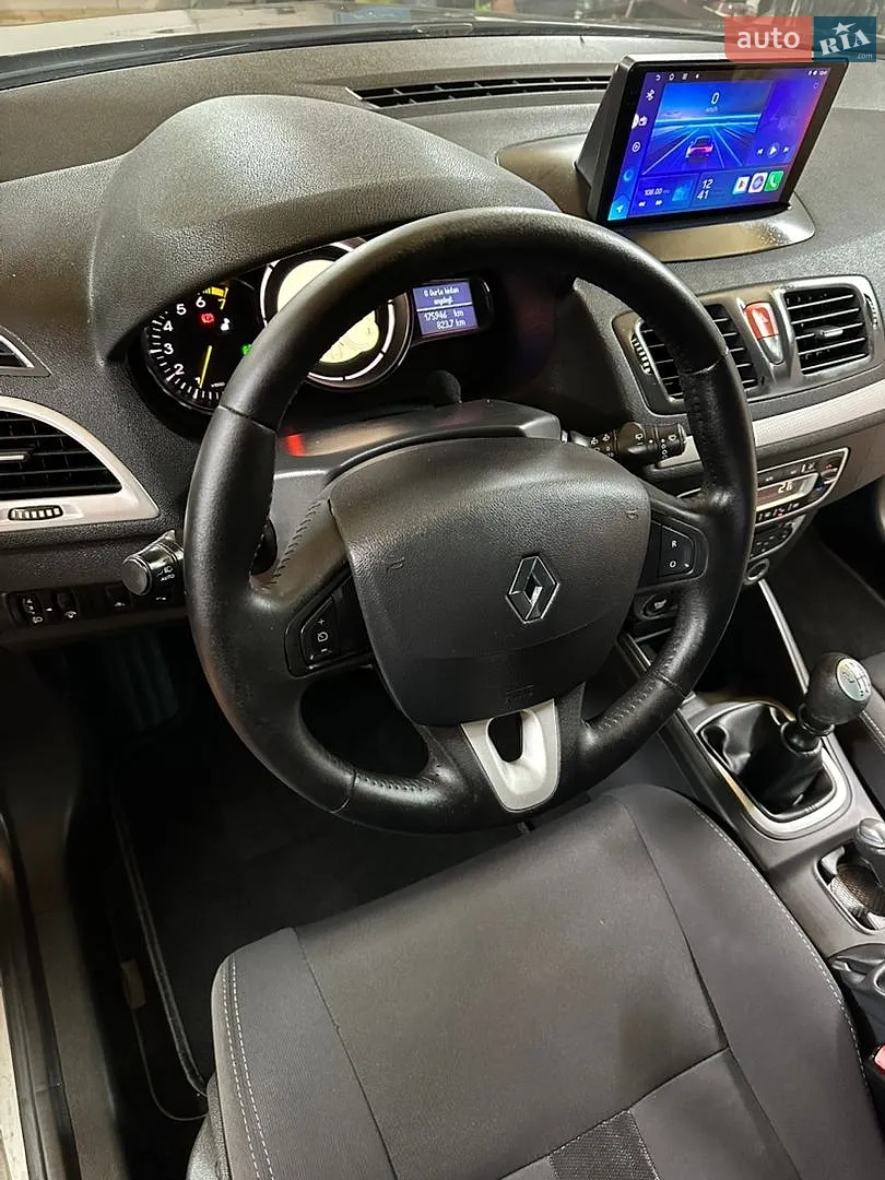 2010 Renault Megane - мініатюра 27