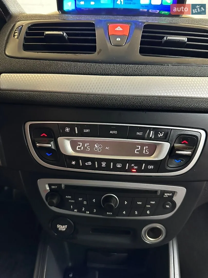2010 Renault Megane - мініатюра 28