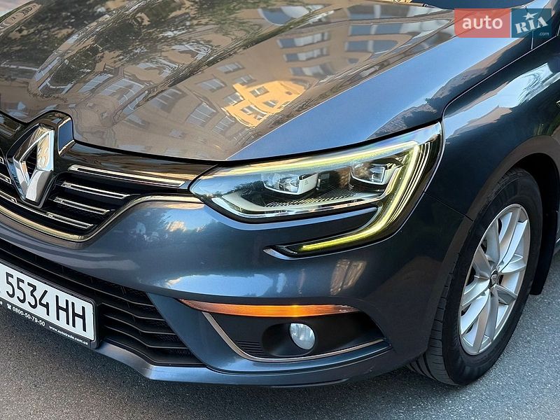 Седан Renault Megane 2017 в Киеве